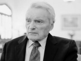 David Selby
