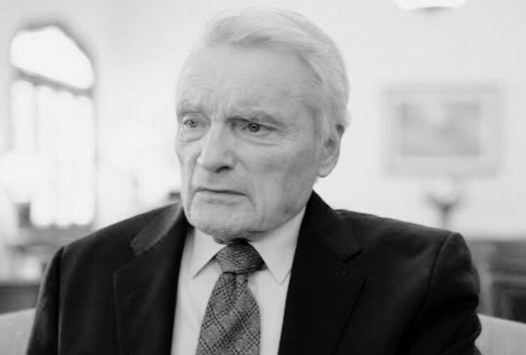 David Selby